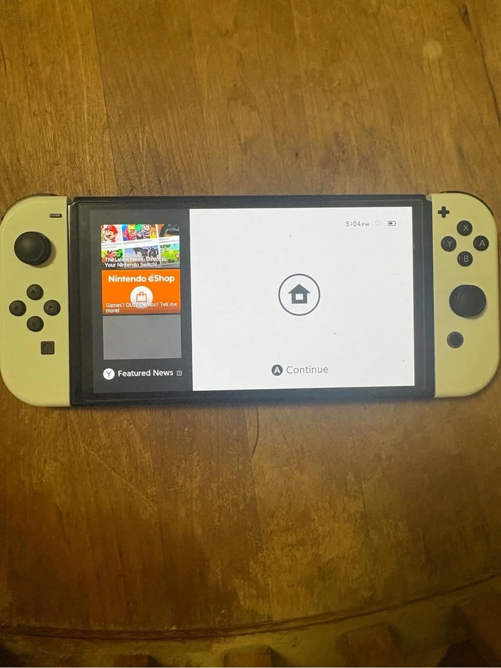 Nintendo switch oled with 5 Nintendo games